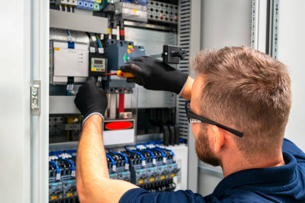 Best Affordable Emergency Electrician  in Grand Coulee, WA